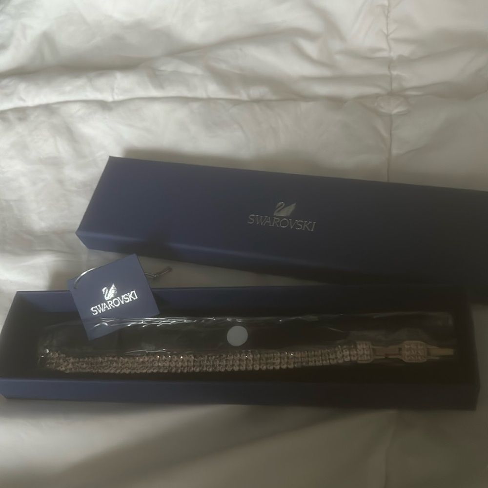 Brand new rose gold bracelet